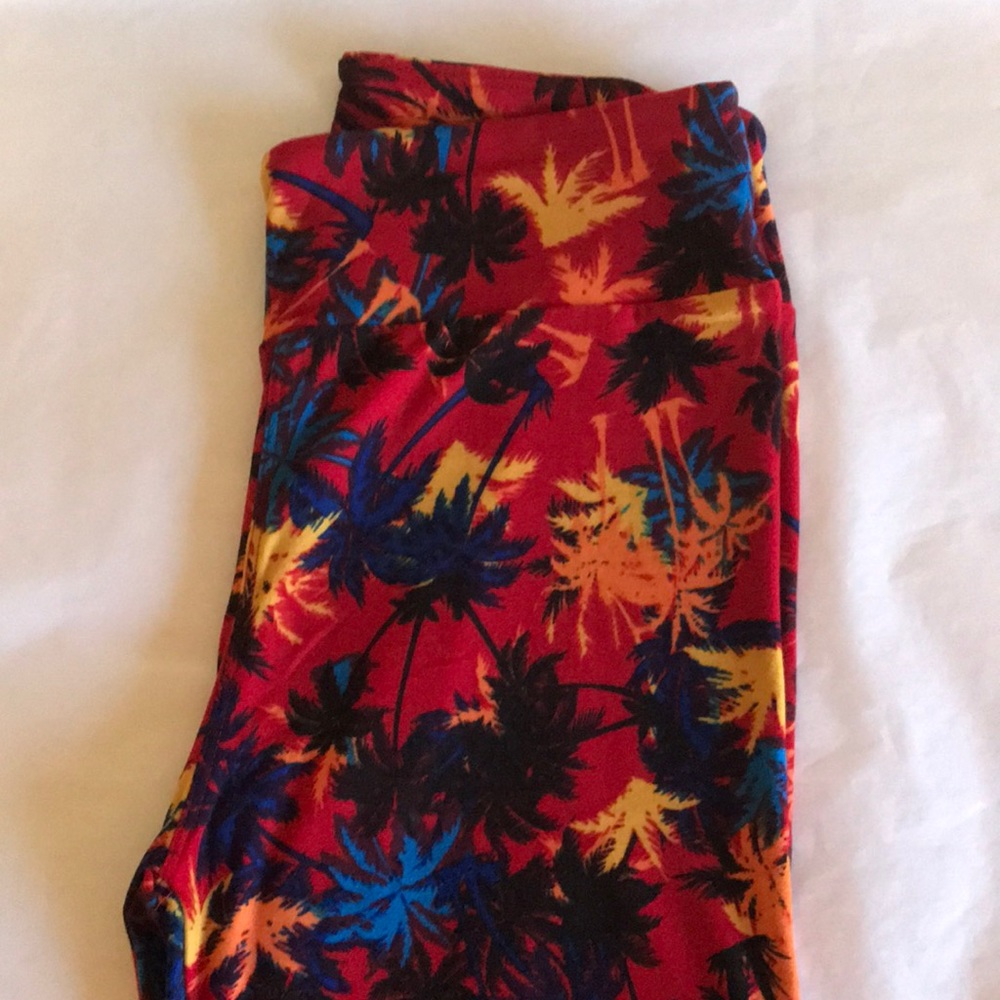 Lularoe OS Palm Tree Legging